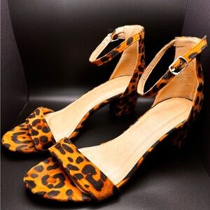 Leopard Print Heels Size 9